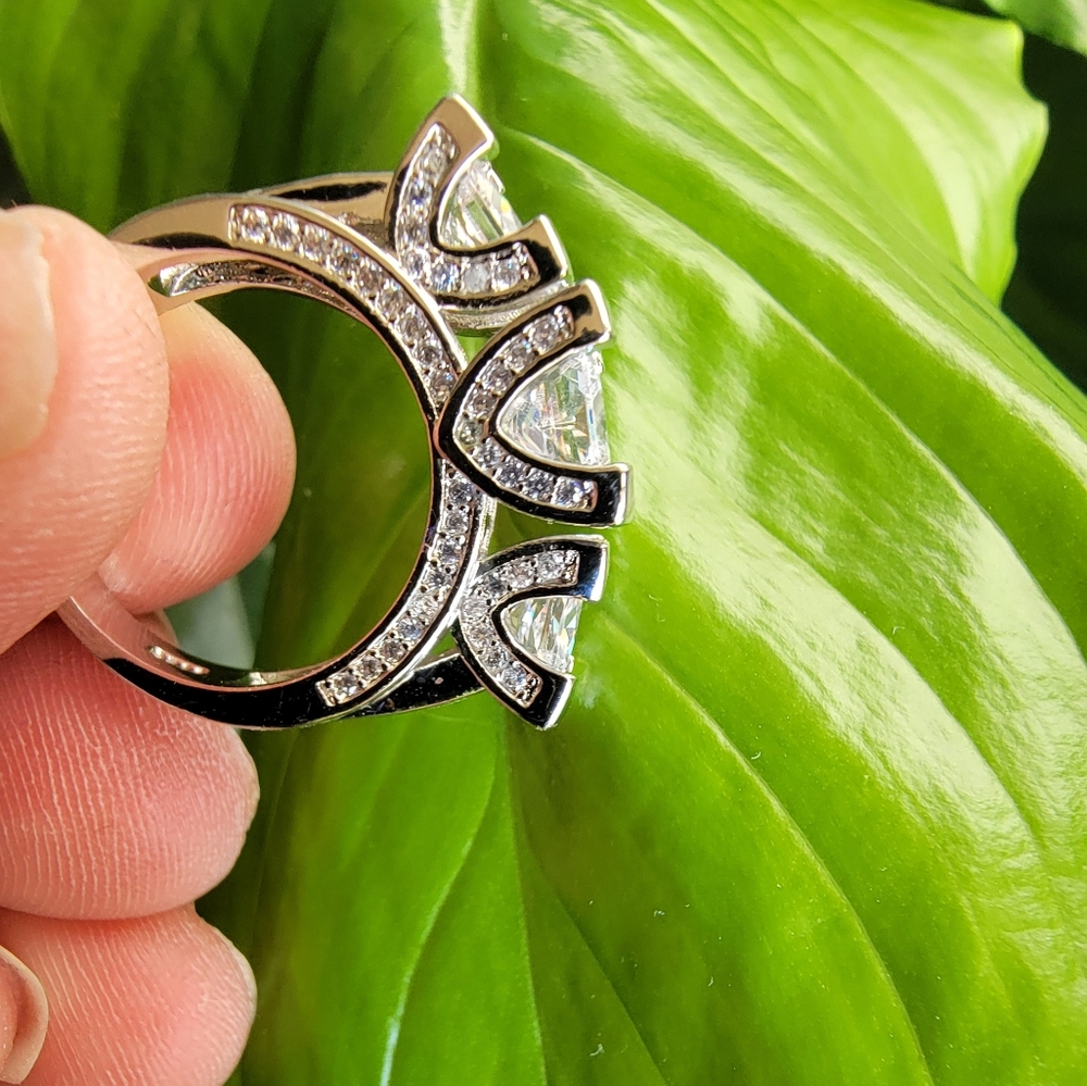 NWB*Stainless Steel CZ Ring Size 5 1/2. - Picture 3 of 6